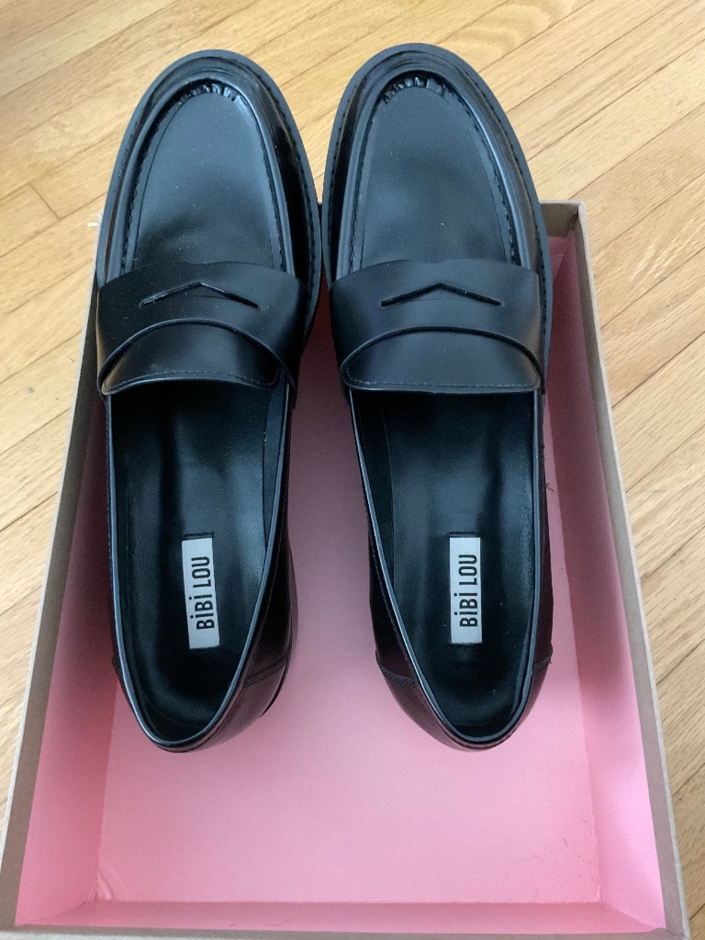 NWT Bibi Lou Black leather loafers